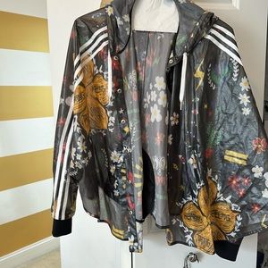 PHARRELLxADDIDAS 3 Stripe Festival Print Poncho Jacket